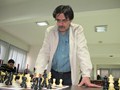 بازی همزمان ( سیولتانه) استاد رضا رضایی با اهالی قلم.